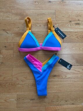 OneOne Colorblock Kameron Top & Jesse Bottoms- small NWT